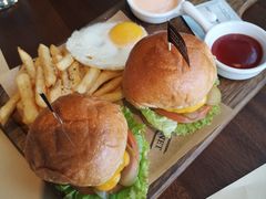 迷你汉堡配煎蛋薯条-Magnet磁食(同德店)