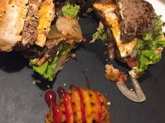 -HIGH FIVE哈福手工汉堡(桂林路店)