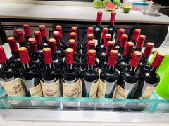 -钱小奴海鲜自助黑金店(杭州滨江龙湖店)