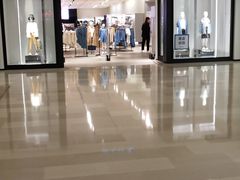 -ZARA(世贸天阶店)