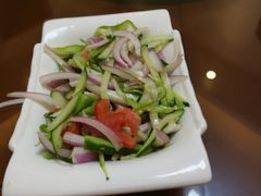 拌洋葱-清真·玛丽亚新疆菜主题餐厅(浙江中路店)