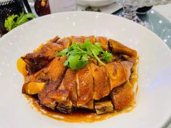 点击看大图 -皇冠假日酒店宴会厅