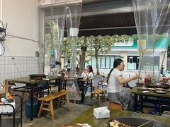 -黄潇洒老火锅(九眼桥宏济巷店)