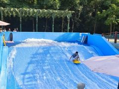 -汤山欢乐雪世界