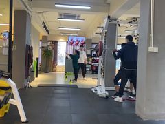-GYMPLUS私教健身会馆(大悦城店)