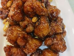 蒜子牛肉粒-六和聚传统烤鸭.天津菜(和平店)