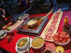 -二荆条·蜀鲜汇城市森林火锅
