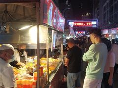 -正宁路小吃夜市