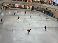-百年港湾奥特莱斯(香炉礁店)