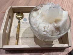 龙眼爽冰 -杏甜品(尖沙咀加拿分道店)