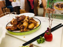 -五谷芳乳鸽王(海景店)