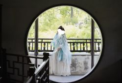 -一揽芳华汉服旗袍体验馆(拙政园店)