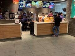 -麦当劳(金稻田路餐)