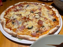 -JINNS锦时 steak&pizza(浸信会礼拜堂旧址店)
