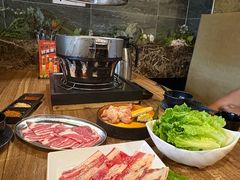 -山居屋炭火烧肉(厚街万达店)