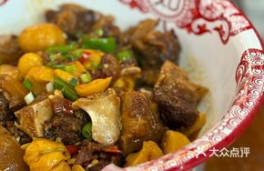Ox Tail Stewed with Chestnuts