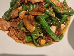 -黄泥岗·地道湖北菜(奥特莱斯店)