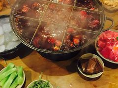 -白乐天毛肚火锅馆(解放碑店)