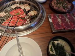 -烧肉一番·新韩式炭火烤肉(大岭山店)