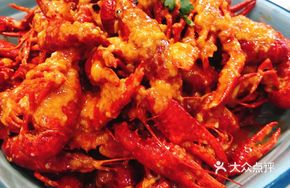 Egg Yolk Garlic Lobster
