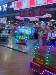 -卡通尼乐园(绿地缤纷城店)