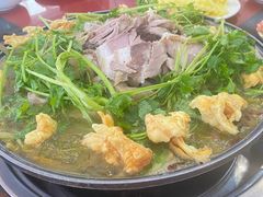 -镇雄酸汤猪脚(钻石广场分店)