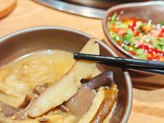 -一朵菌·野生菌探索家火锅(南亚店)