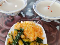 -牛一嘴·兰州牛肉面·大盘鸡(财富中心店)