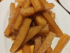 -苹果树下艺术餐厅(宋庄店)