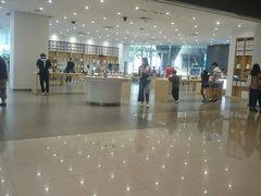 -华为授权体验店(中山公园来福士)