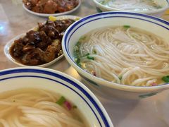 -香辉食馆(新兴路店)