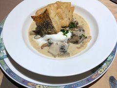 酥皮蘑菇-ResTaurAnt S'ZWILLING Stuebel