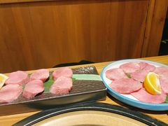 上等牛舌-炼火烤肉店