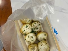 -老西白点心店