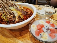 -嘉州叶婆婆钵钵鸡(建设路店)