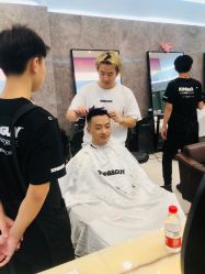 -TONI&GUY