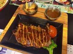 -伯顿西餐厅(厚街香榭丽店)