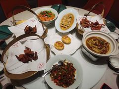 -鸽子侯·家宴·平价海鲜(绿地店)