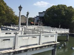 -游龙石文化科普馆