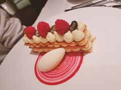芳芳招牌拿破仑千层酥-L'Arome芳芳法国餐厅(仙林金鹰店)