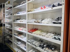 -翰皇直营洗衣洗鞋(望京鹿港店)