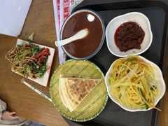 -秦君宝手擀菠菜面(金花路店)