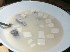 深海豆腐鱼汤-宋小谨·下饭小馆