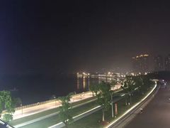 -南京眼步行桥