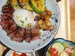 招牌牛肉poke饭-POKEE VIA&Brunch·维娅(重庆来福士店)