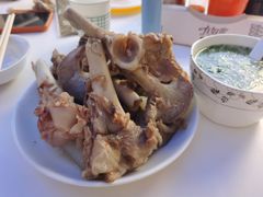 羊骨头-有奴思烤肉·清真(正宁路店)