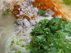 -亮亮拉面(师范路店)