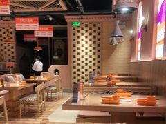 大堂-谷丽麦馕新疆菜·清真(步步高梅溪新天地店)