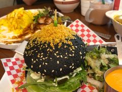 瀑布芝士牛肉汉堡-肥韬茶餐厅(南山mini店)
