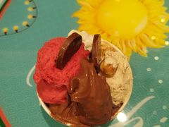 -VENCHI 闻绮(上海佛罗伦萨小镇店)